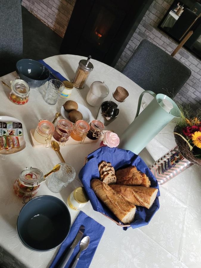 La Reyniere Bed & Breakfast แซร์ ภายนอก รูปภาพ
