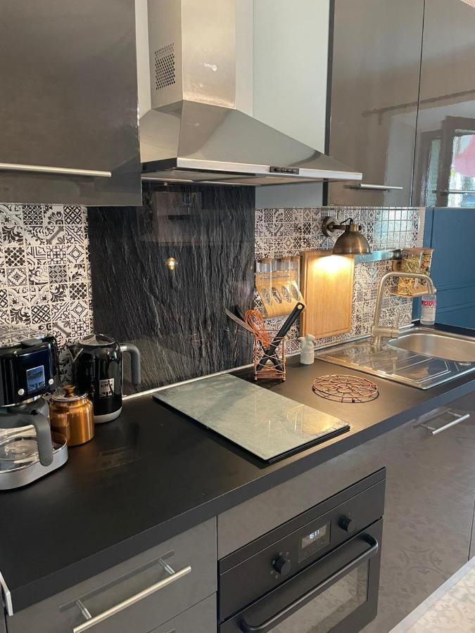La Reyniere Bed & Breakfast แซร์ ภายนอก รูปภาพ