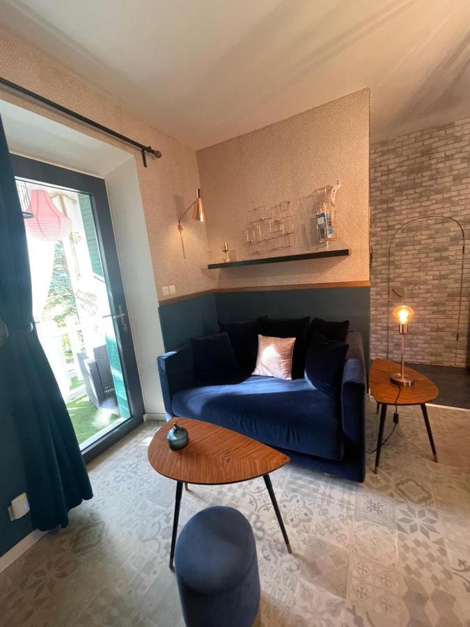 La Reyniere Bed & Breakfast แซร์ ภายนอก รูปภาพ