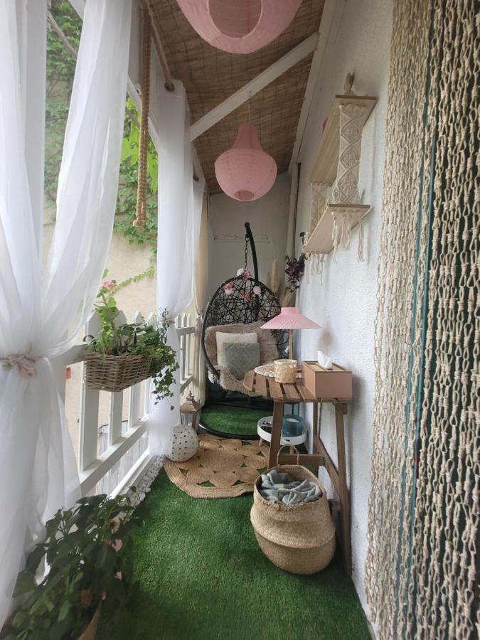 La Reyniere Bed & Breakfast แซร์ ภายนอก รูปภาพ